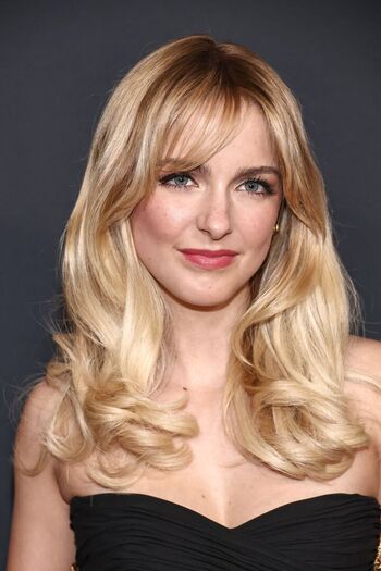 🔥 Mckenna grace  page leaked private photo uncensored full