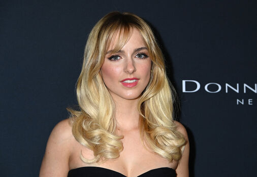 🔥 Mckenna grace  page leaked private photo uncensored full