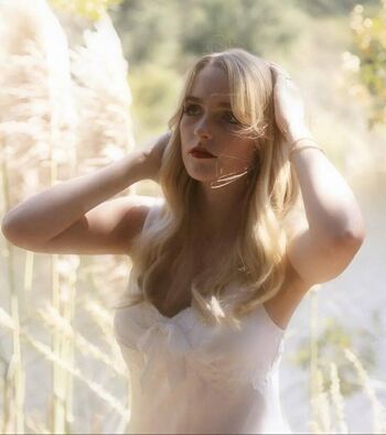 🔥 Mckenna grace  page leaked private photo uncensored full