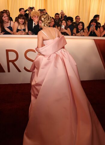 🔥 Mckenna grace  page leaked private photo uncensored full