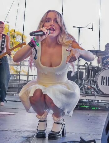 🔥 Mckenna grace  page leaked private photo uncensored full