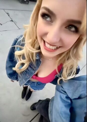 🔥 Mckenna grace  page leaked private photo uncensored full