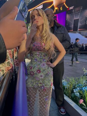 🔥 Mckenna grace leaked private photo uncensored full
