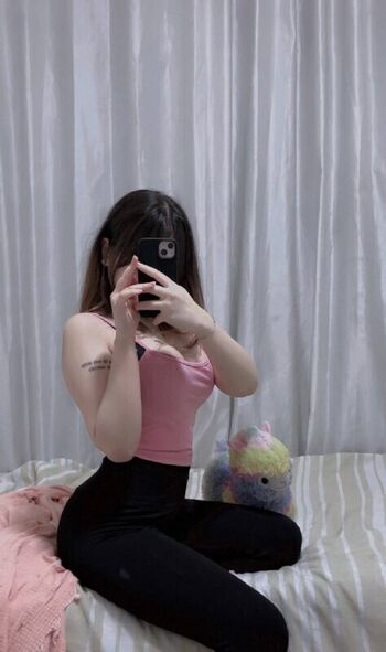 🔥 Meyra lllaaviinyaaa leaked private photo uncensored full