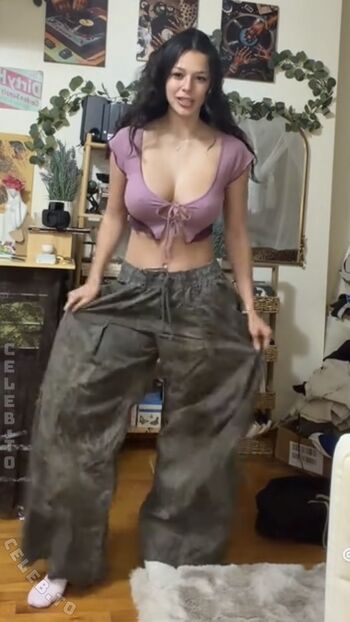 🔥 Mia wynn page leaked private photo uncensored full