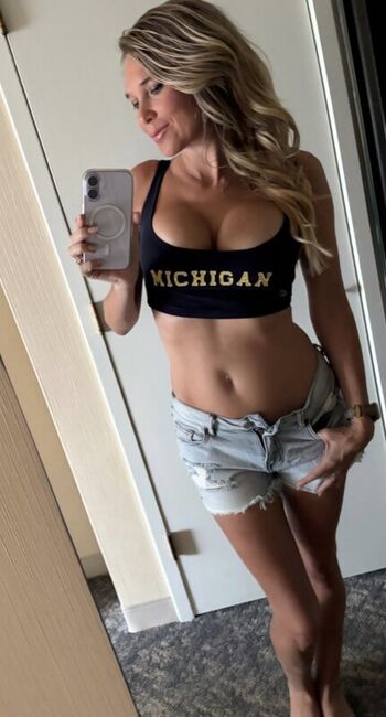 🔥 Michellek page leaked private photo uncensored full