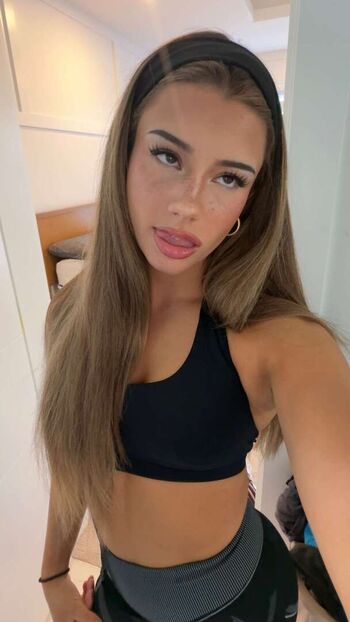 🔥 Mikayla campinos  page leaked private photo uncensored full