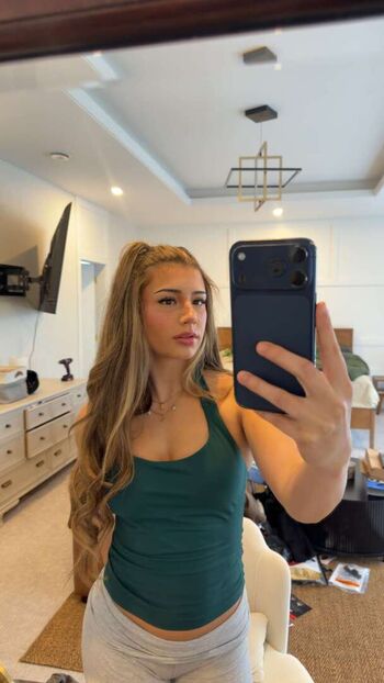 🔥 Mikayla campinos  page leaked private photo uncensored full