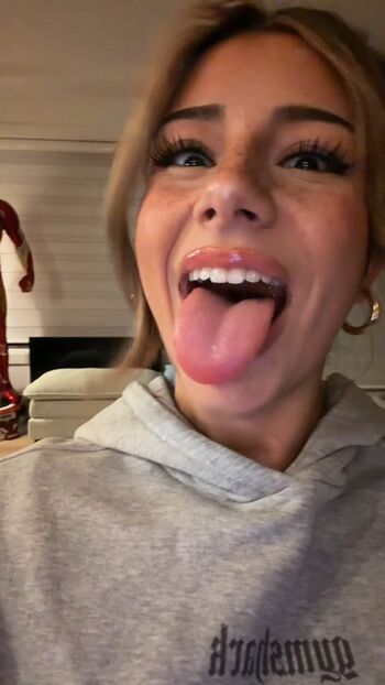 🔥 Mikayla campinos  page leaked private photo uncensored full