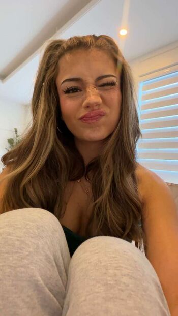 🔥 Mikayla campinos  page leaked private photo uncensored full