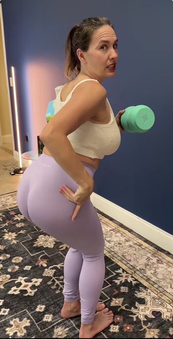 🔥 Mondragon chiropractic  page leaked private photo uncensored full