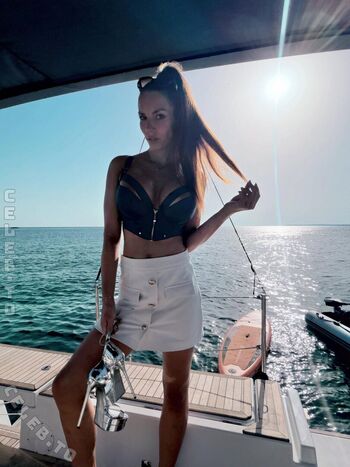 🔥 Mrs vickeey page leaked private photo uncensored full