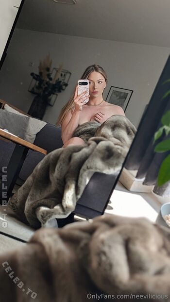 🔥 Neeviliciouz page leaked private photo uncensored full