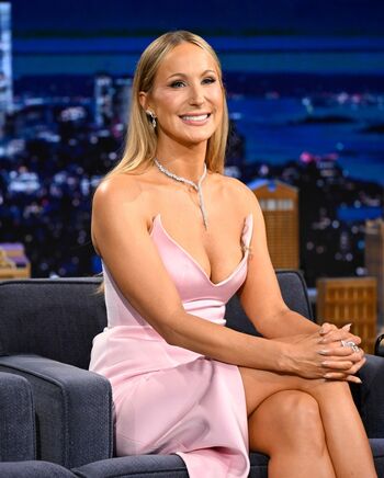 🔥 Nikki glaser page leaked private photo uncensored full