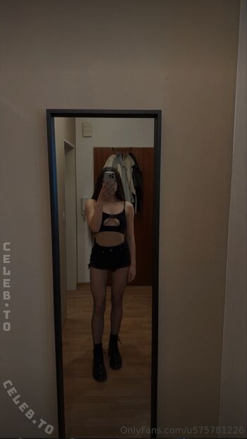 🔥 Nina hoffmann leaked private photo uncensored full