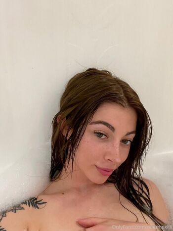 🔥 Noemiexlili  page leaked private photo uncensored full