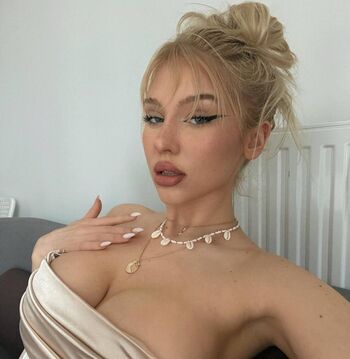 🔥 Pavoxy  page leaked private photo uncensored full
