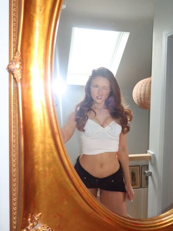 🔥 Pheobeisginger page leaked private photo uncensored full