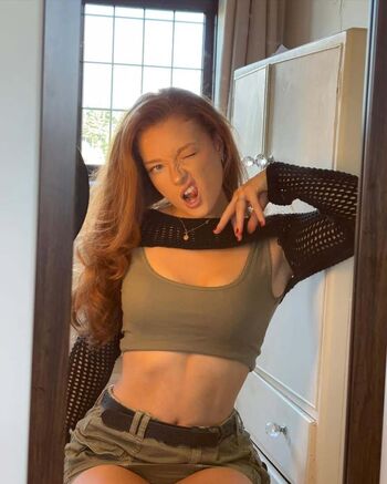 🔥 Phoebeisginger page leaked private photo uncensored full