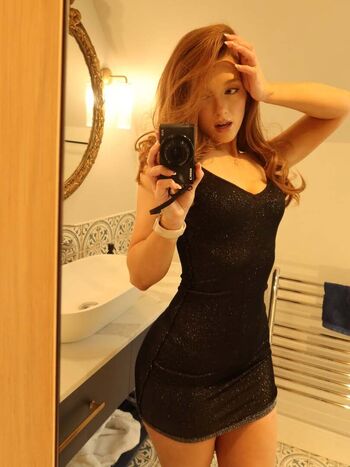 🔥 Phoebeisginger page leaked private photo uncensored full