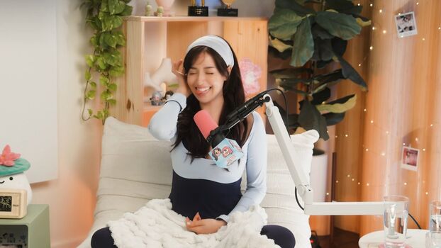 🔥 Pokimane  page leaked private photo uncensored full