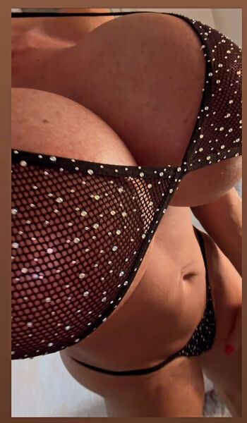 🔥 Queenmuscleboobs page leaked private photo uncensored full