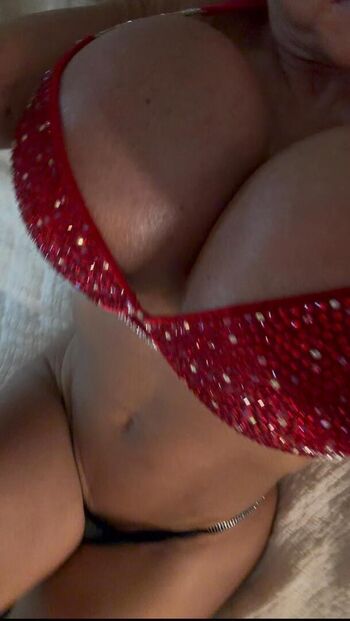 🔥 Queenmuscleboobs page leaked private photo uncensored full