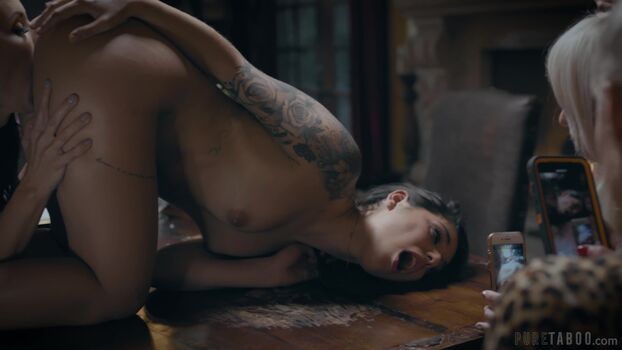 🔥 Reagan foxx  page leaked private photo uncensored full