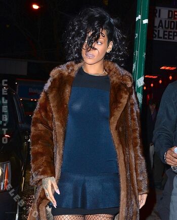 🔥 Rihanna leaked private photo uncensored full