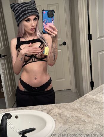 🔥 Rolyatistaylor  page leaked private photo uncensored full
