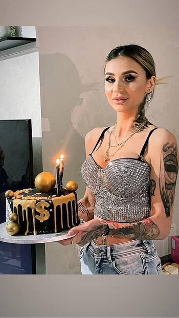 🔥 Romanian girls page leaked private photo uncensored full