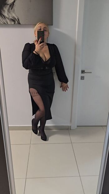 🔥 Romanian girls page leaked private photo uncensored full