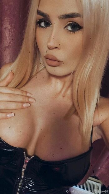 🔥 Romanian girls page leaked private photo uncensored full