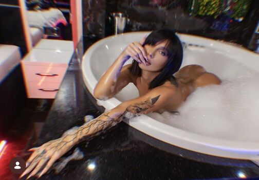🔥 Romanian girls page leaked private photo uncensored full