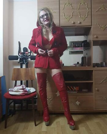 🔥 Romanian girls page leaked private photo uncensored full