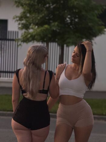 🔥 Romanian girls page leaked private photo uncensored full