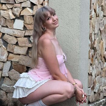 🔥 Romanian girls page leaked private photo uncensored full