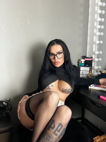 🔥 Romanian girls leaked private photo uncensored full