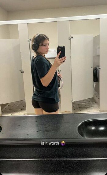 🔥 Sara dobrik page leaked private photo uncensored full