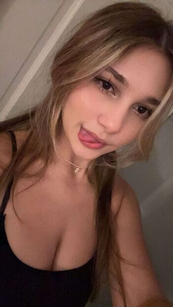 🔥 Sara dobrik page leaked private photo uncensored full