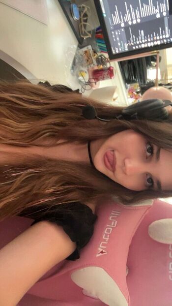 🔥 Sara dobrik page leaked private photo uncensored full