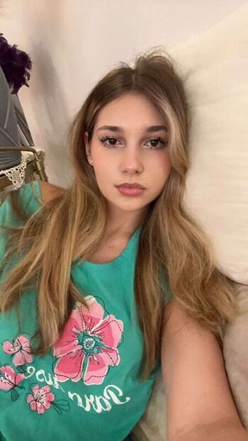 🔥 Sara dobrik page leaked private photo uncensored full