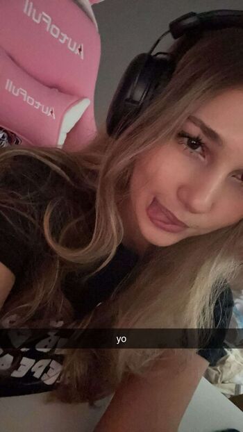 🔥 Sara dobrik page leaked private photo uncensored full