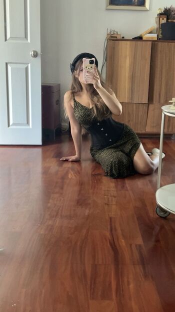 🔥 Sara dobrik page leaked private photo uncensored full