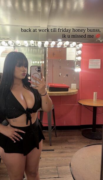 🔥 Saucyysuzzy leaked private photo uncensored full