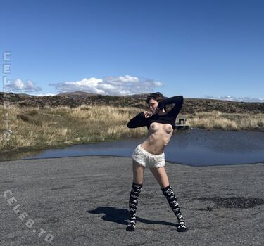 🔥 Schizobimb page leaked private photo uncensored full