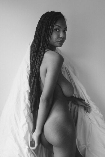 🔥 Schwiftylove leaked private photo uncensored full