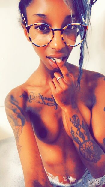 🔥 Show your girlfriend page leaked private photo uncensored full