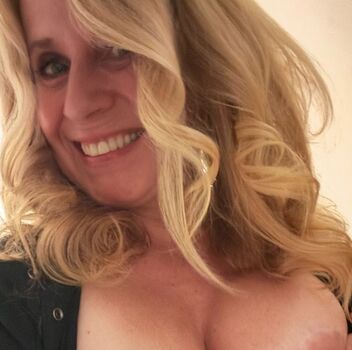 🔥 Smilingblonde leaked private photo uncensored full