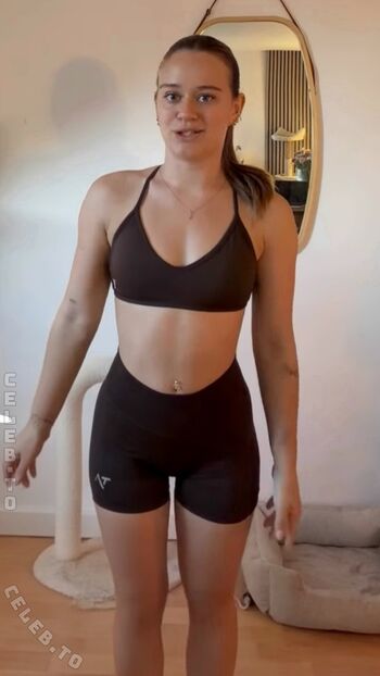 🔥 Sophiia ugc leaked private photo uncensored full